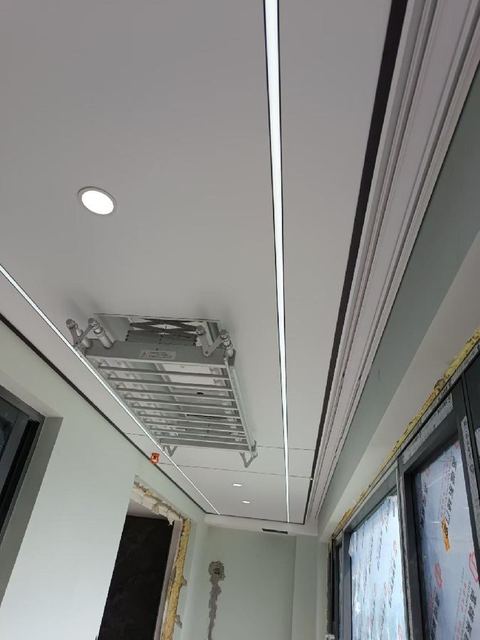 阳台封窗配套吊顶